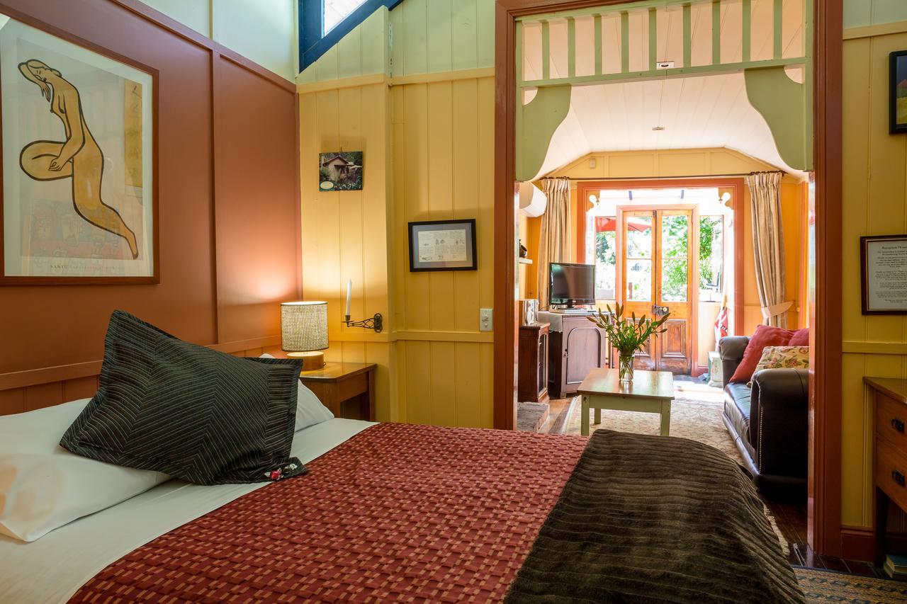 Como Cottage Accommodation Olinda Exterior photo